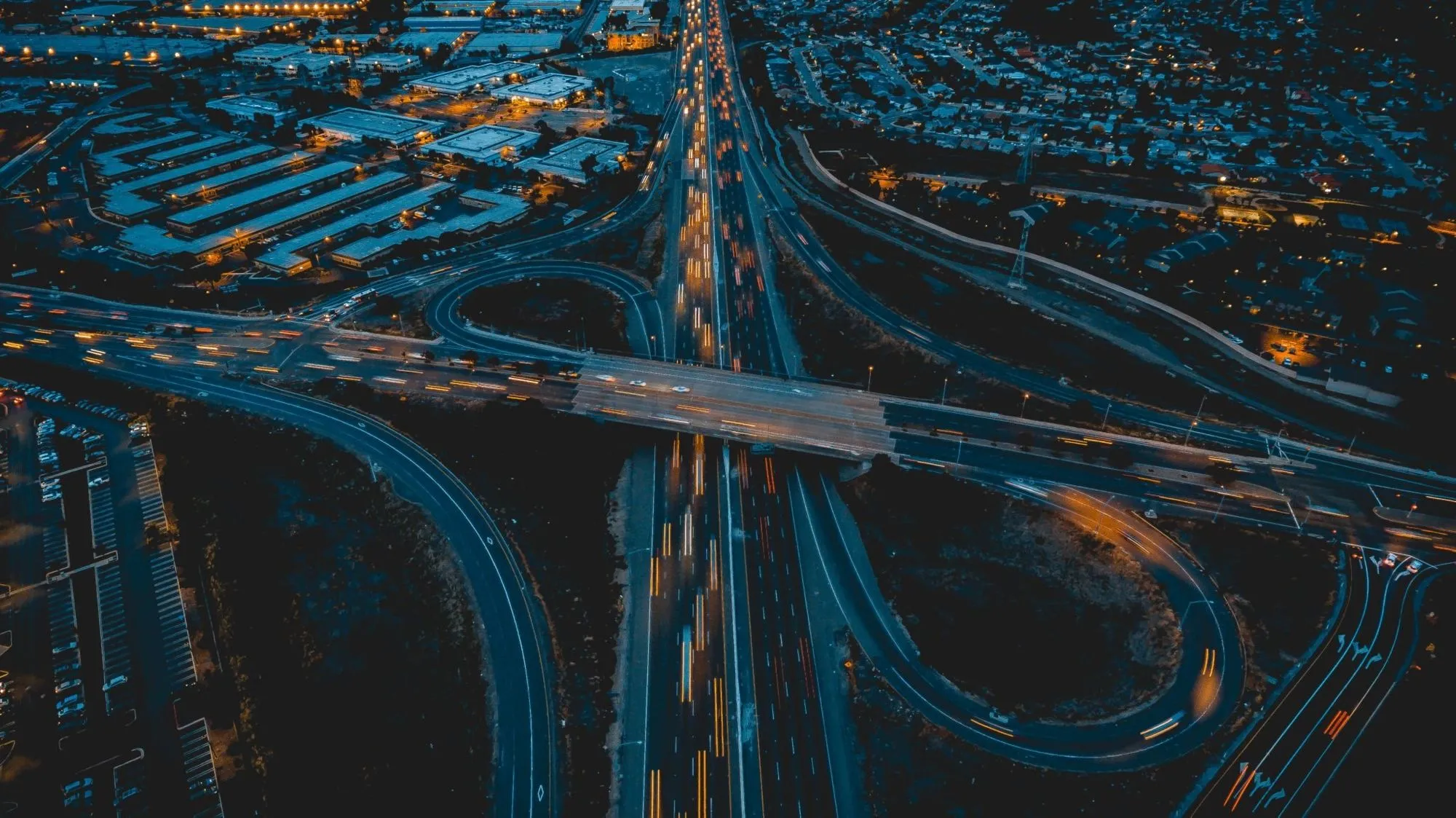 Roads crossing at an intersection